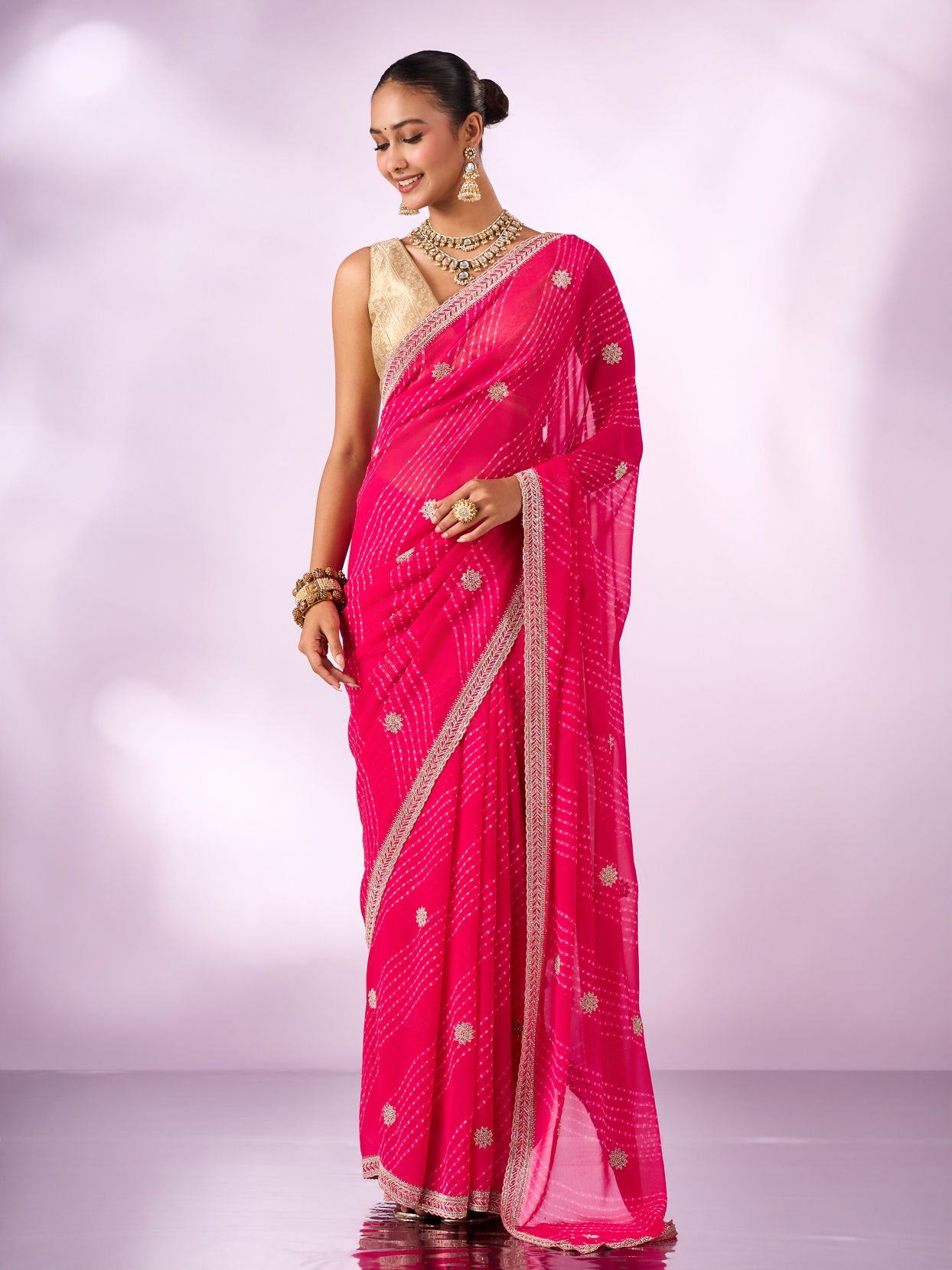 Mohey Women Pink Chiffon Saree with Stone Work