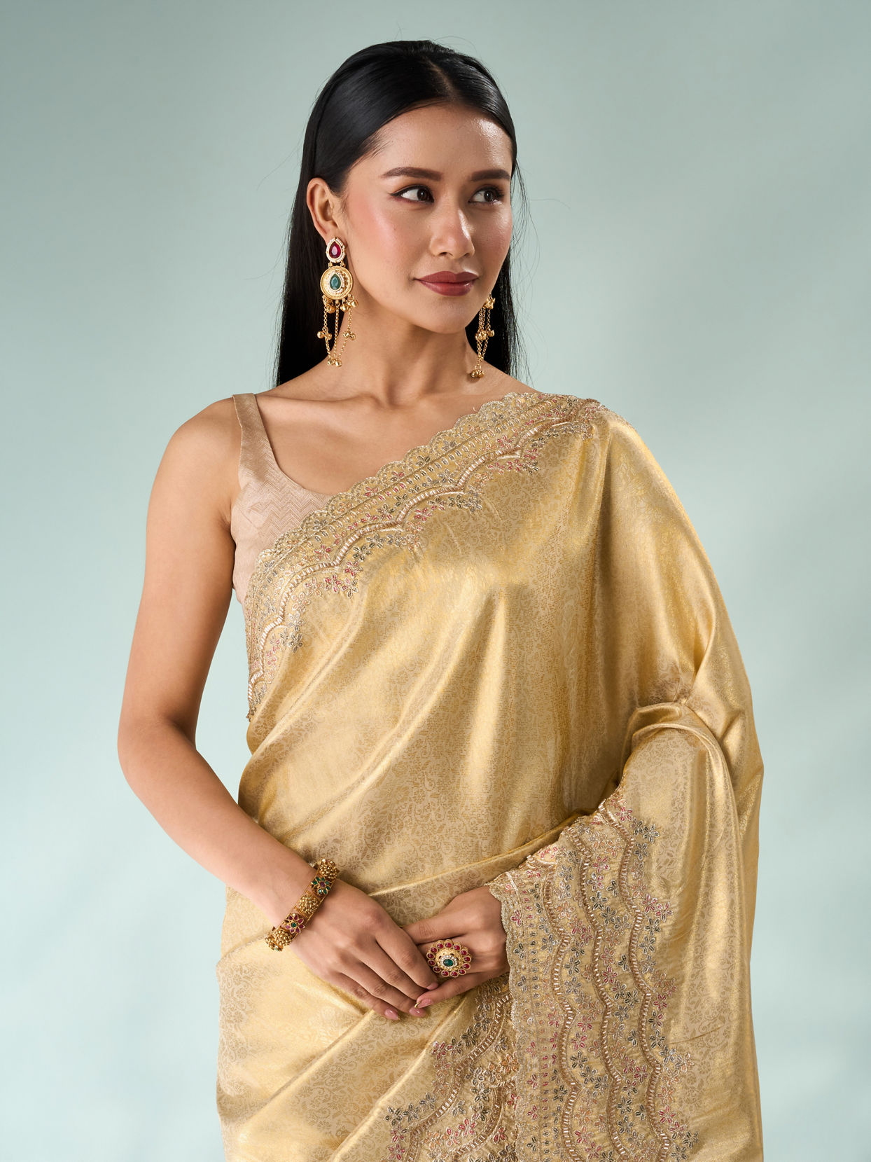 Mohey Women Cream Silk Saree with Cutdana and Sequin Work