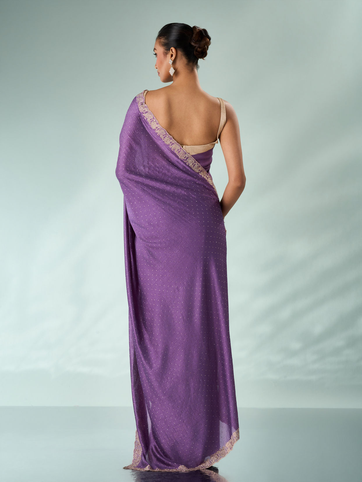 Mohey Women Purple Silk Saree with Stone Work