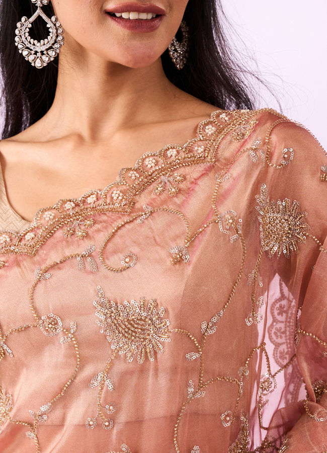 Mohey Women Pink Organza Saree with Cutdana Work