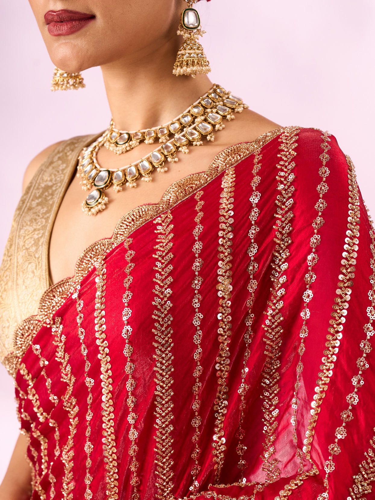 Mohey Women Pink Organza Saree with Cutdana Work