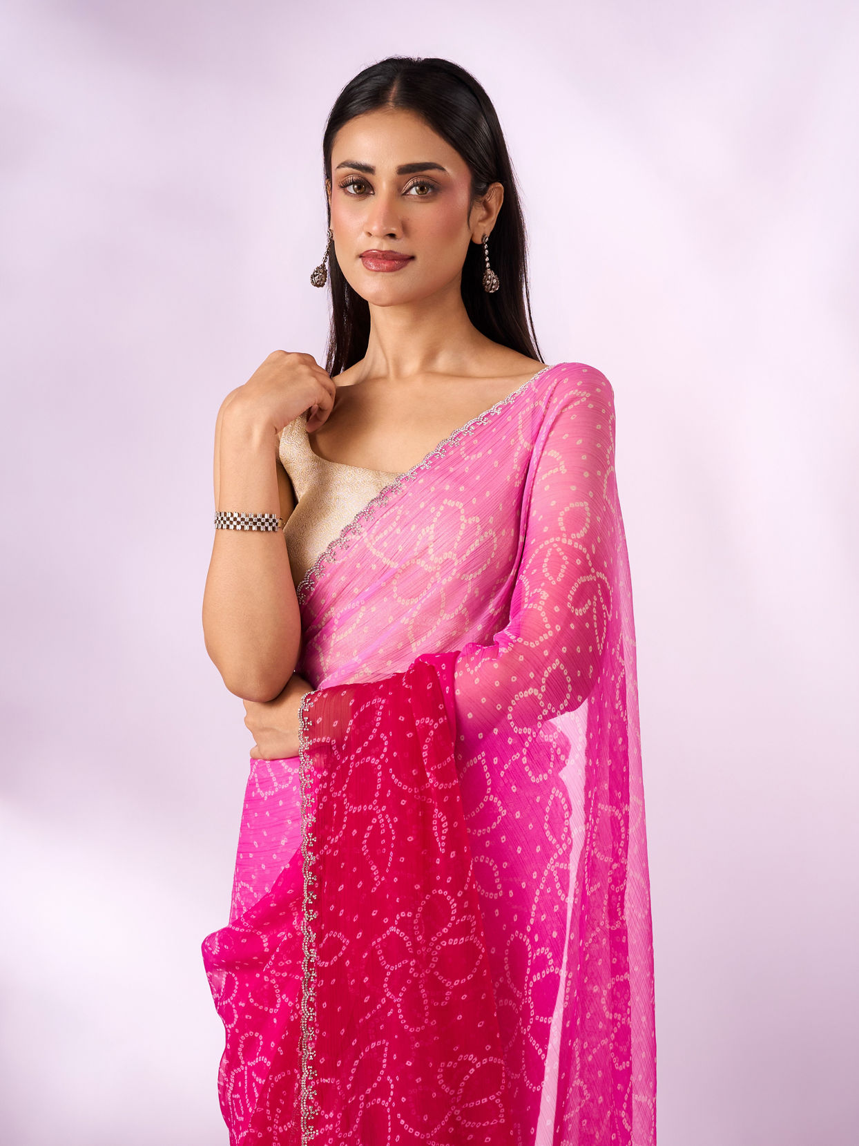 Mohey Women Pink Chiffon Saree with Print and Stone Work