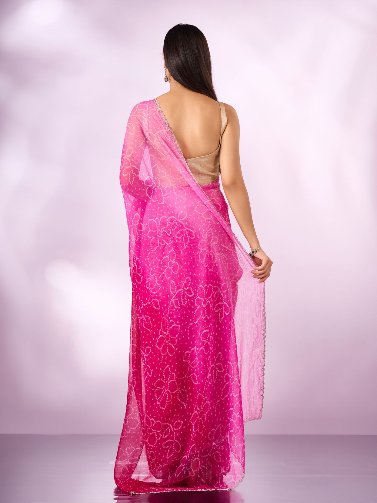 Mohey Women Pink Chiffon Saree with Print and Stone Work