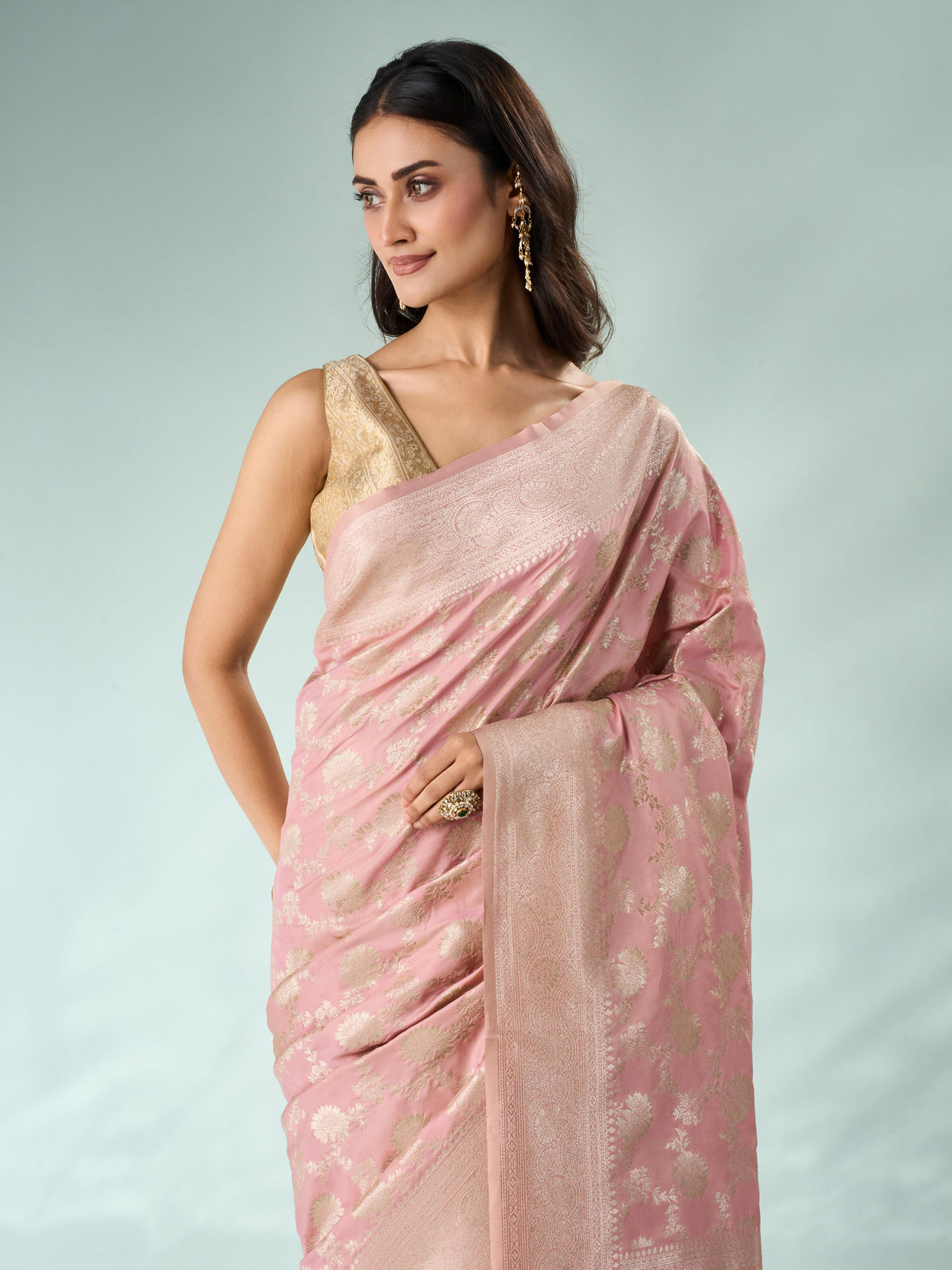 Mohey Women Light Pink Silk Saree with Weave
