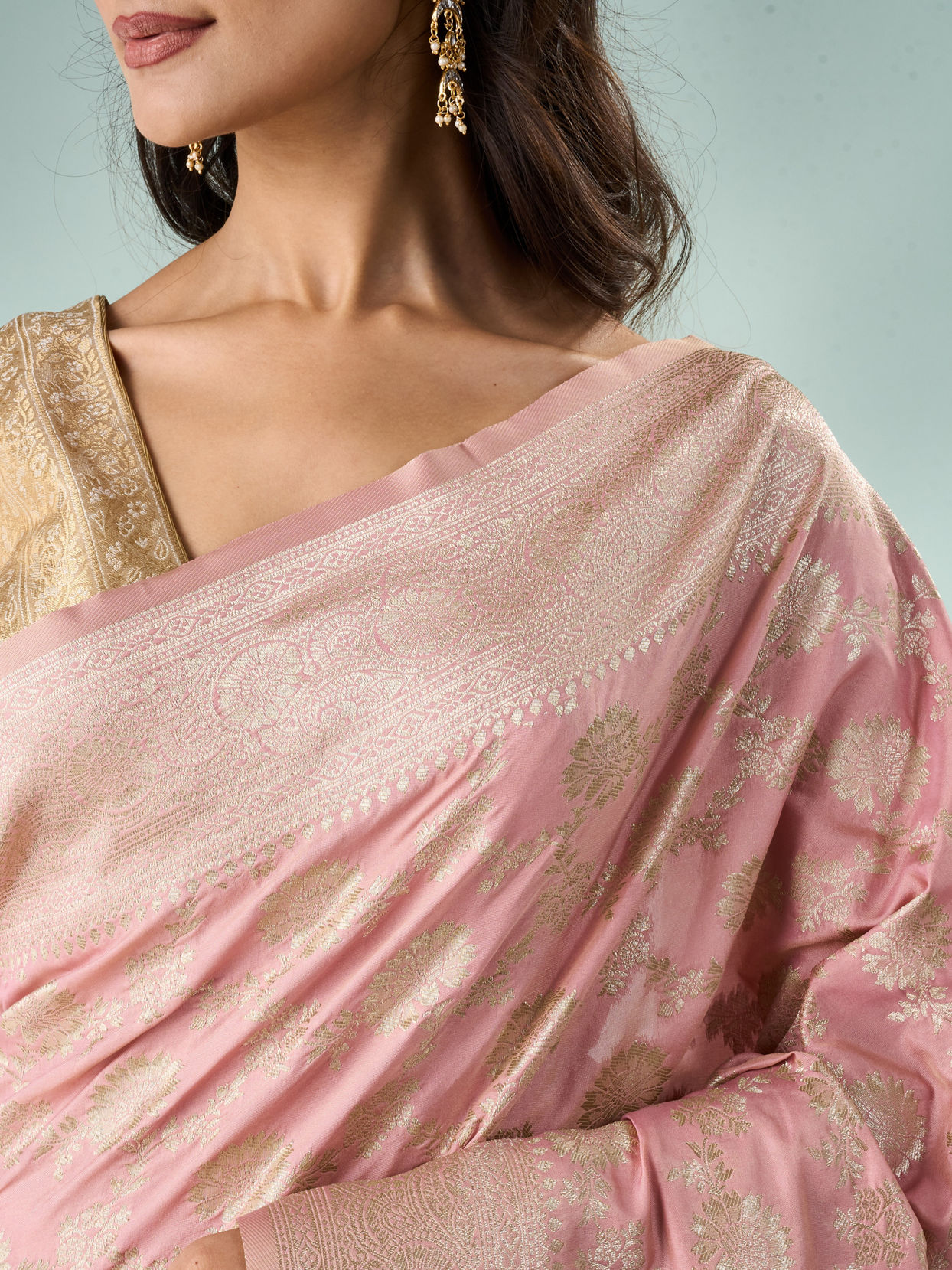 Mohey Women Light Pink Silk Saree with Weave