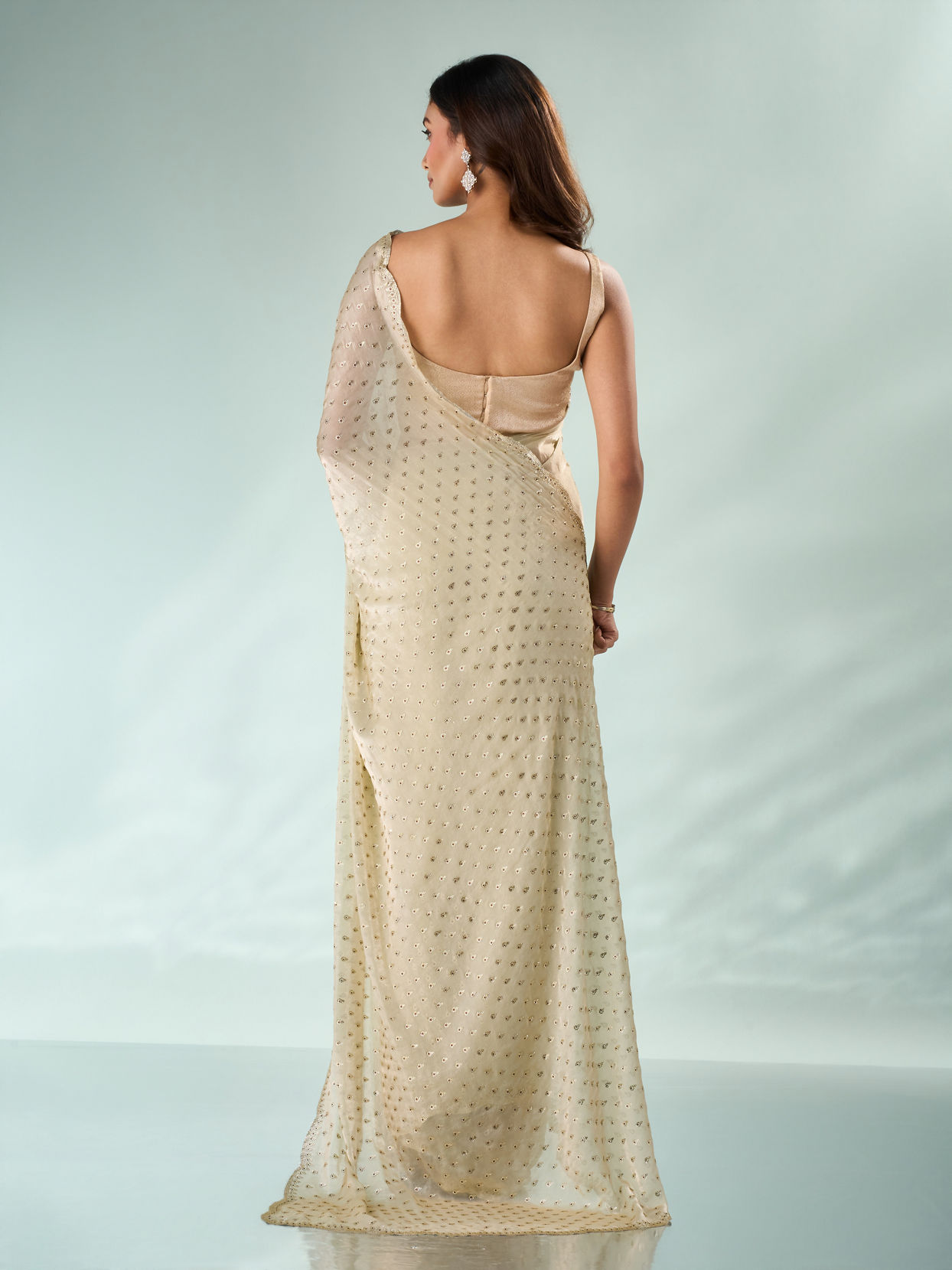 Mohey Women Green Organza Saree with Stone Work