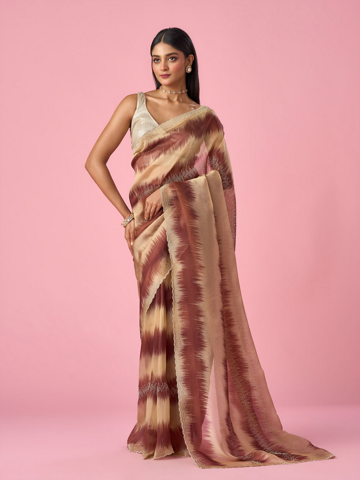 Mohey Women Maroon Organza Saree with Cutdana Work