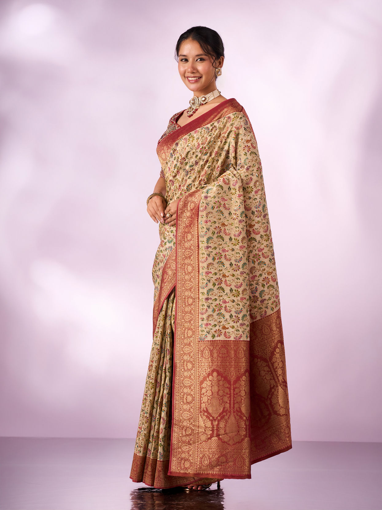 Mohey Women Cream Silk Saree with Zari and Sequin Work