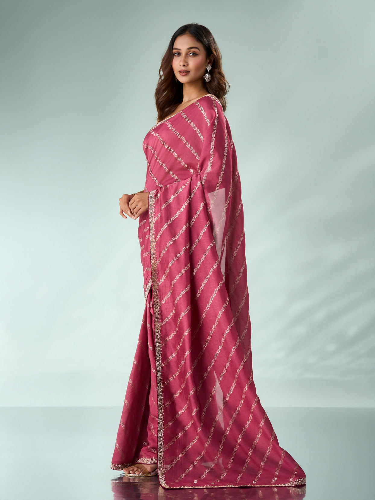 Mohey Women Pink Art Silk Saree with Stone Work