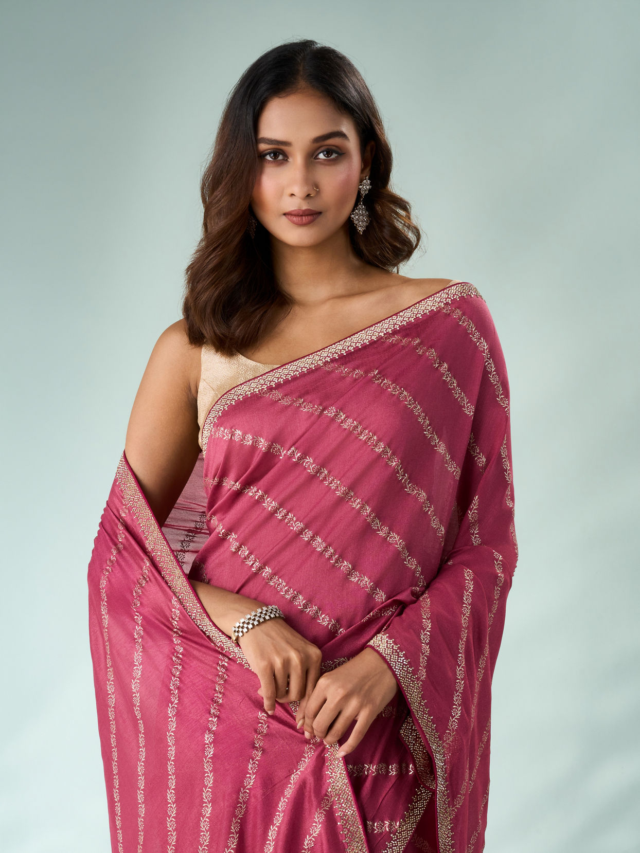 Mohey Women Pink Art Silk Saree with Stone Work