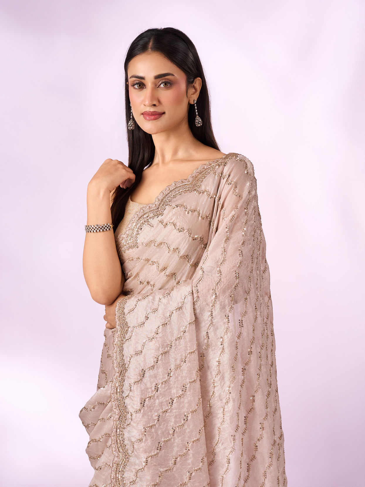 Mohey Women Cream Organza Saree with Cutdana Work