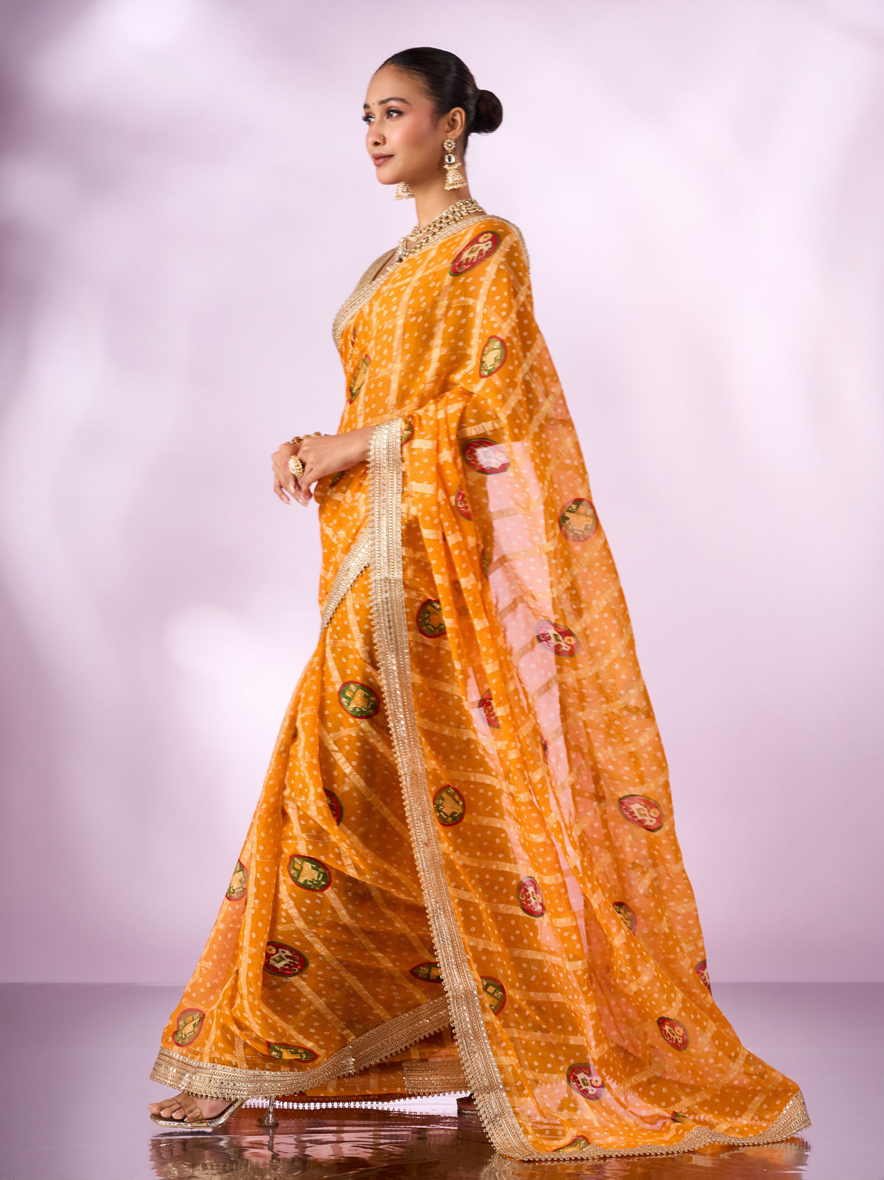 Mohey Women Mustard Yellow Georgette Saree with Zari Print