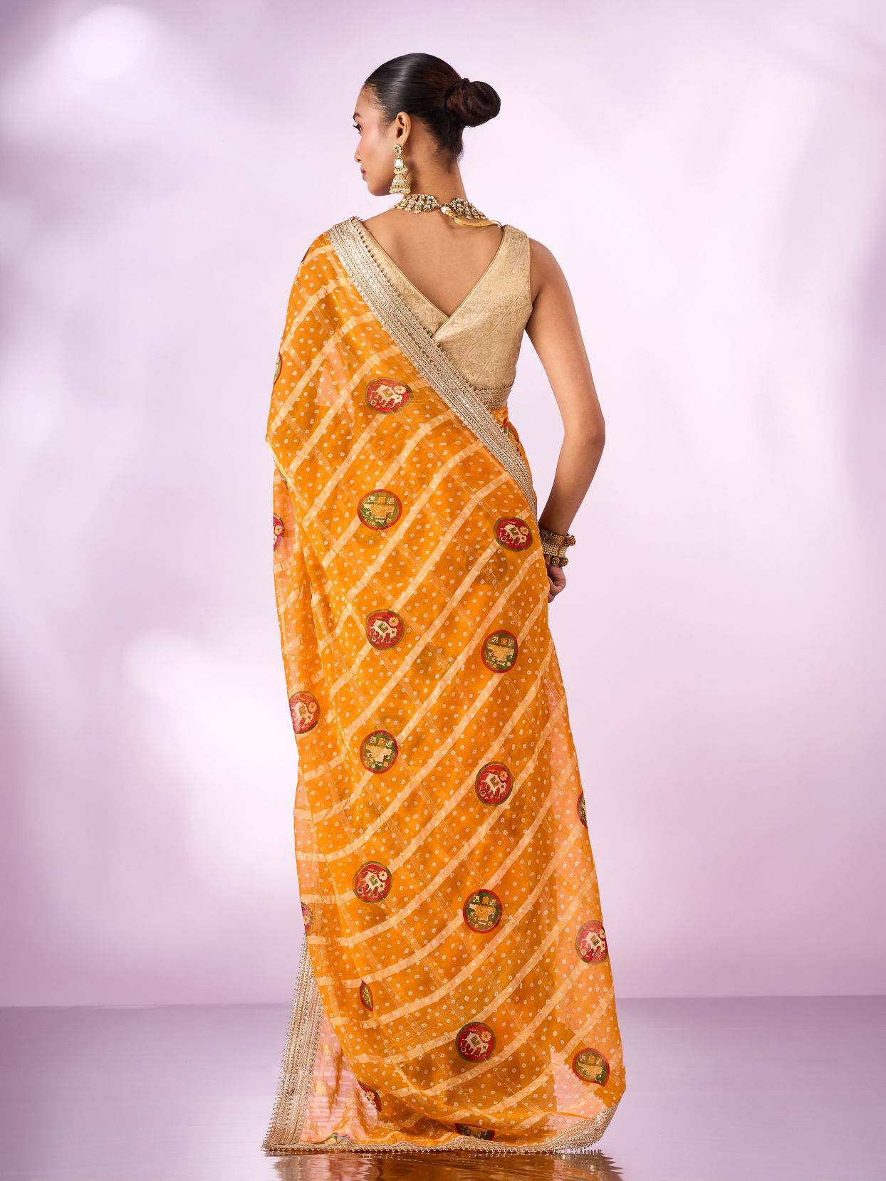 Mohey Women Mustard Yellow Georgette Saree with Zari Print