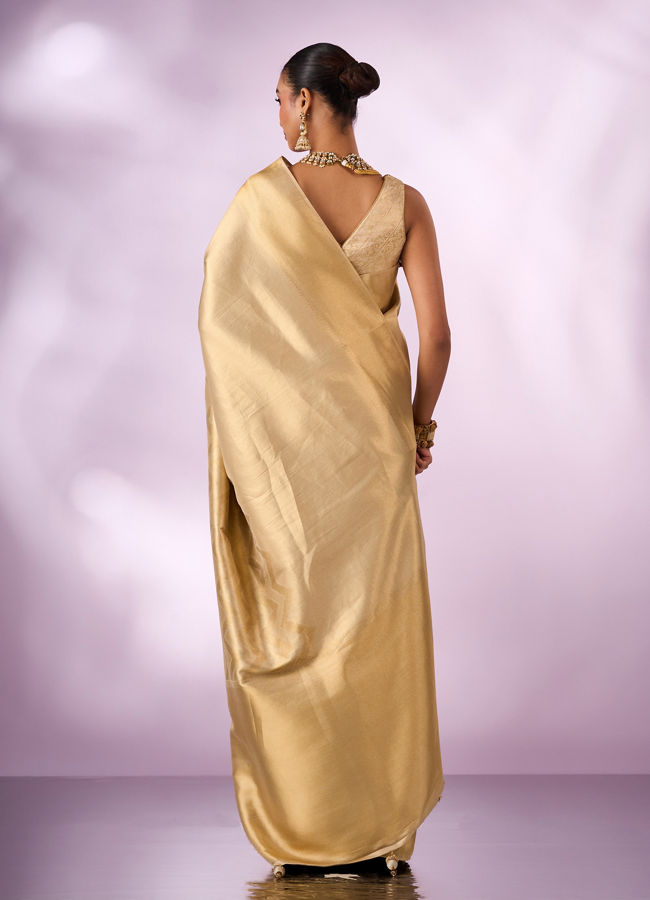 Mohey Women Cream Silk Banarasi Saree with Weave Design