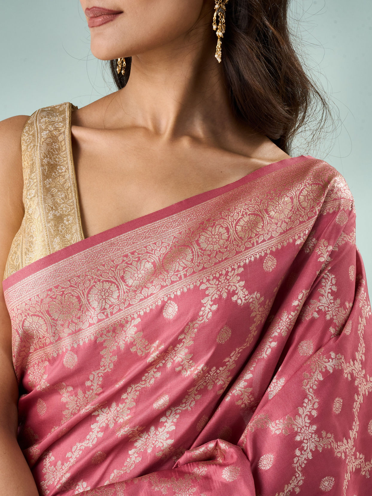 Mohey Women Dusty Pink Silk Saree with Weave Design