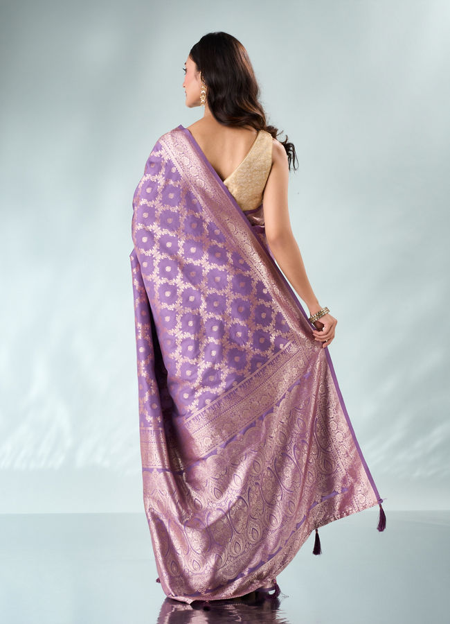 Mohey Women Lilac Silk Saree with Weave Design
