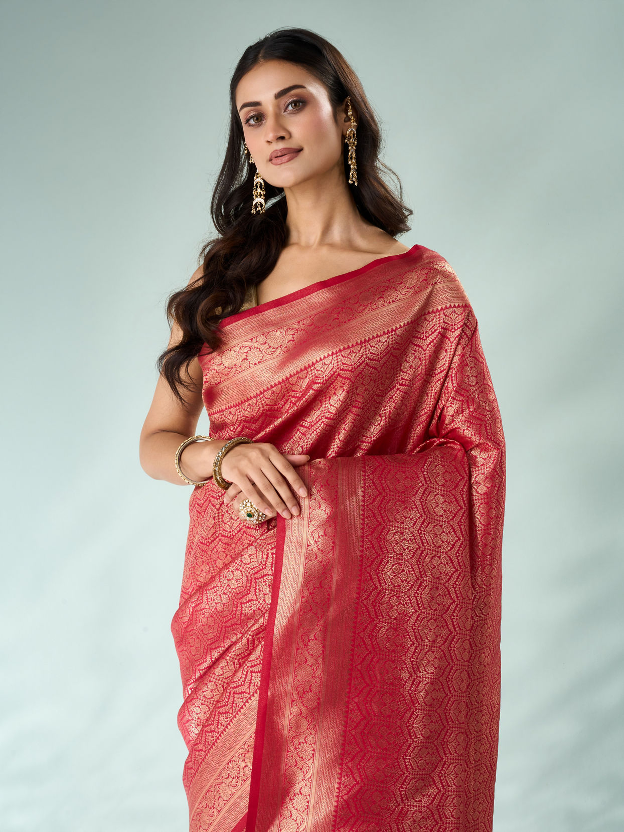 Mohey Women Pink Art Silk Saree with Weave