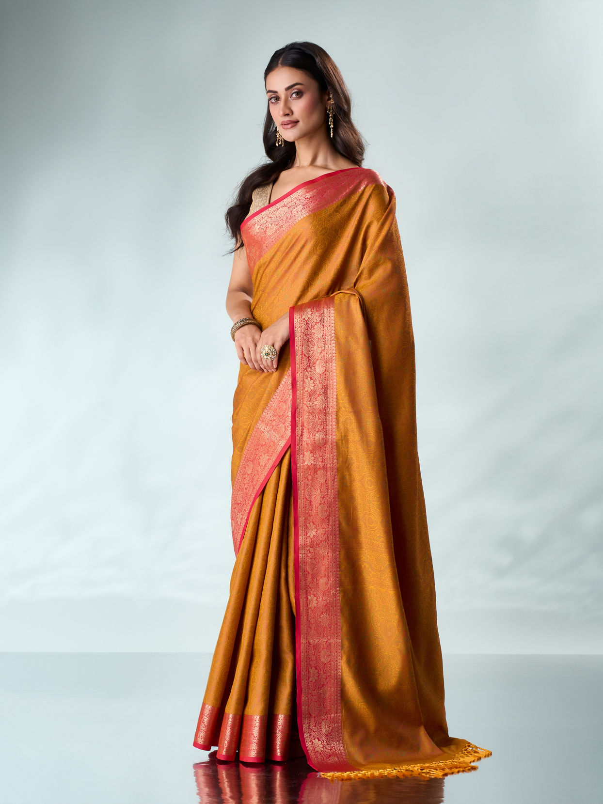 Mohey Women Mustard Yellow Silk Saree with Weave