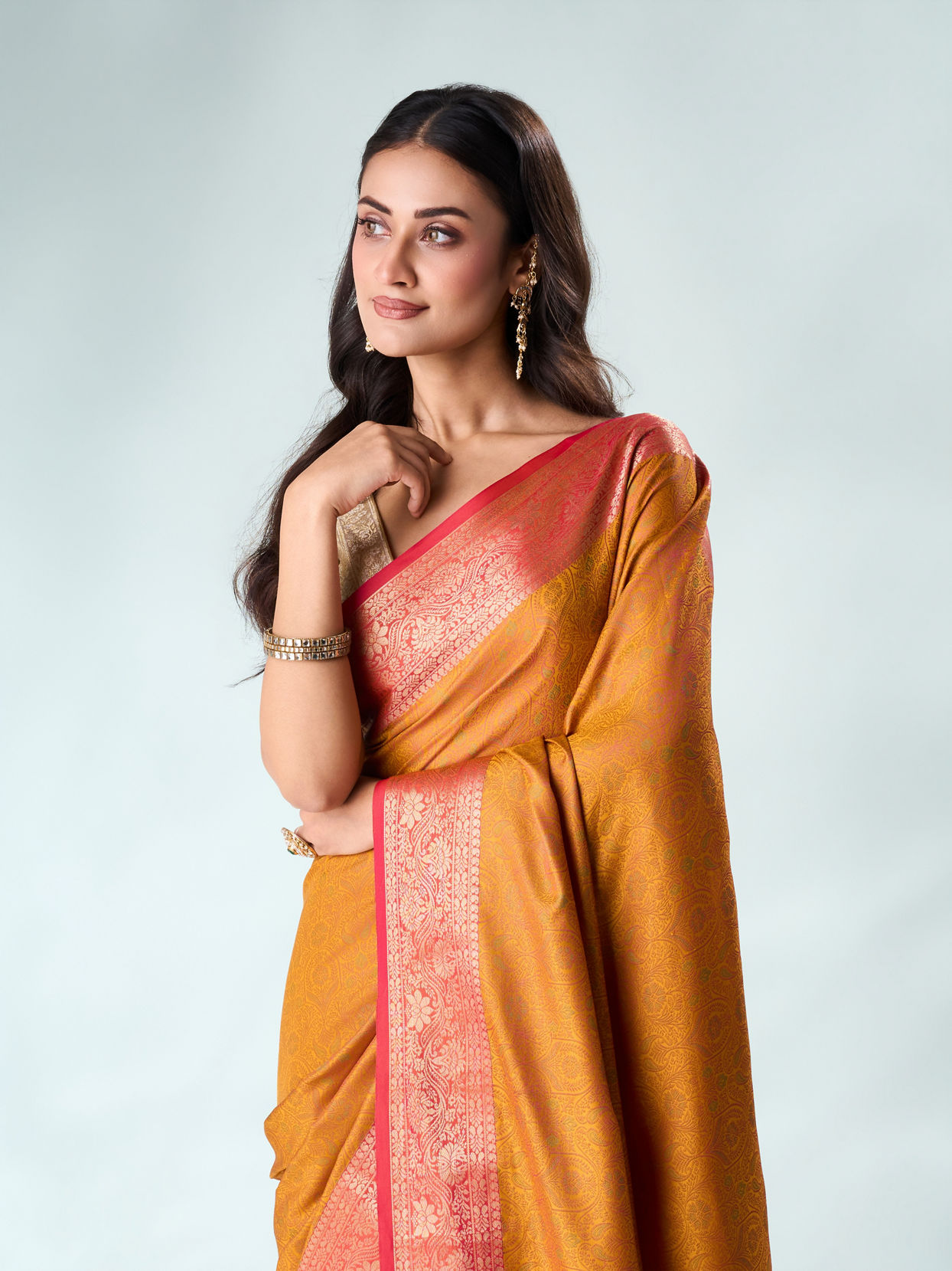 Mohey Women Mustard Yellow Silk Saree with Weave