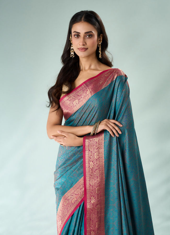 Mohey Women Green Silk Saree with Weave Design