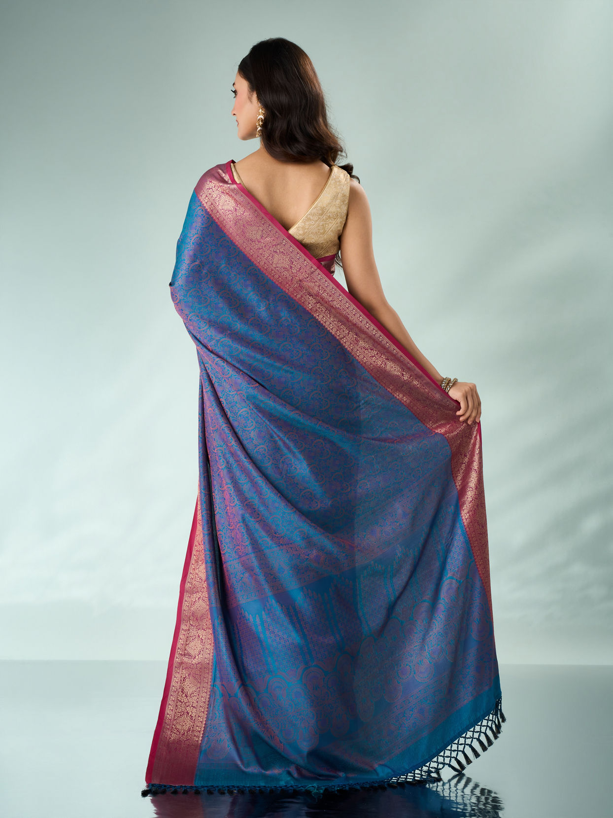 Mohey Women Yellow Silk Saree with Weave Design