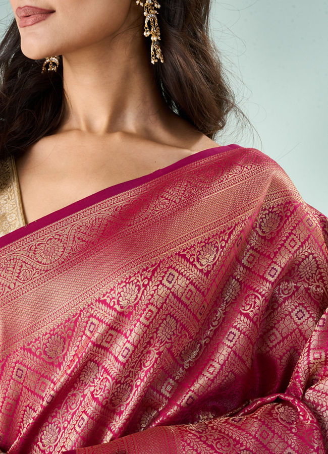 Mohey Women Pink Silk Saree with Weave Design