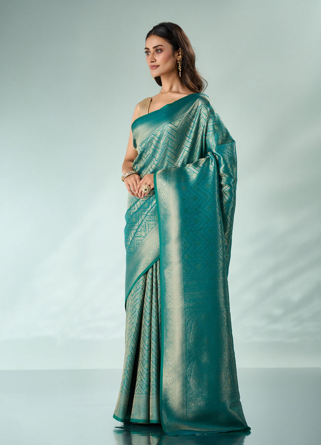 Mohey Women Green Silk Banarasi Saree with Weave Pattern
