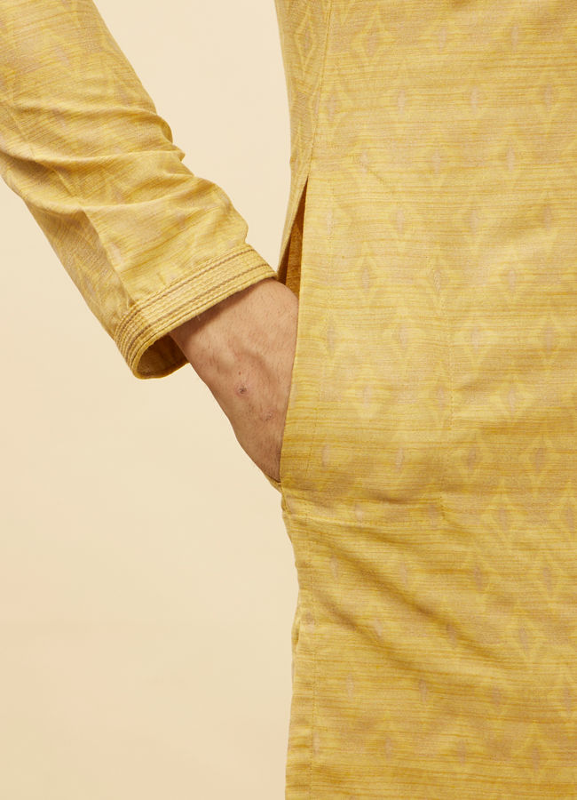 alt message - Manyavar Men Canary Yellow Jaal Patterned Kurta Set image number 3