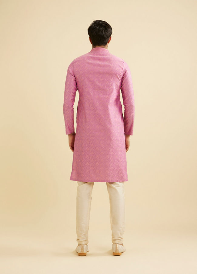 Manyavar Men Dusty Pink Bel Buti Patterned Kurta Set