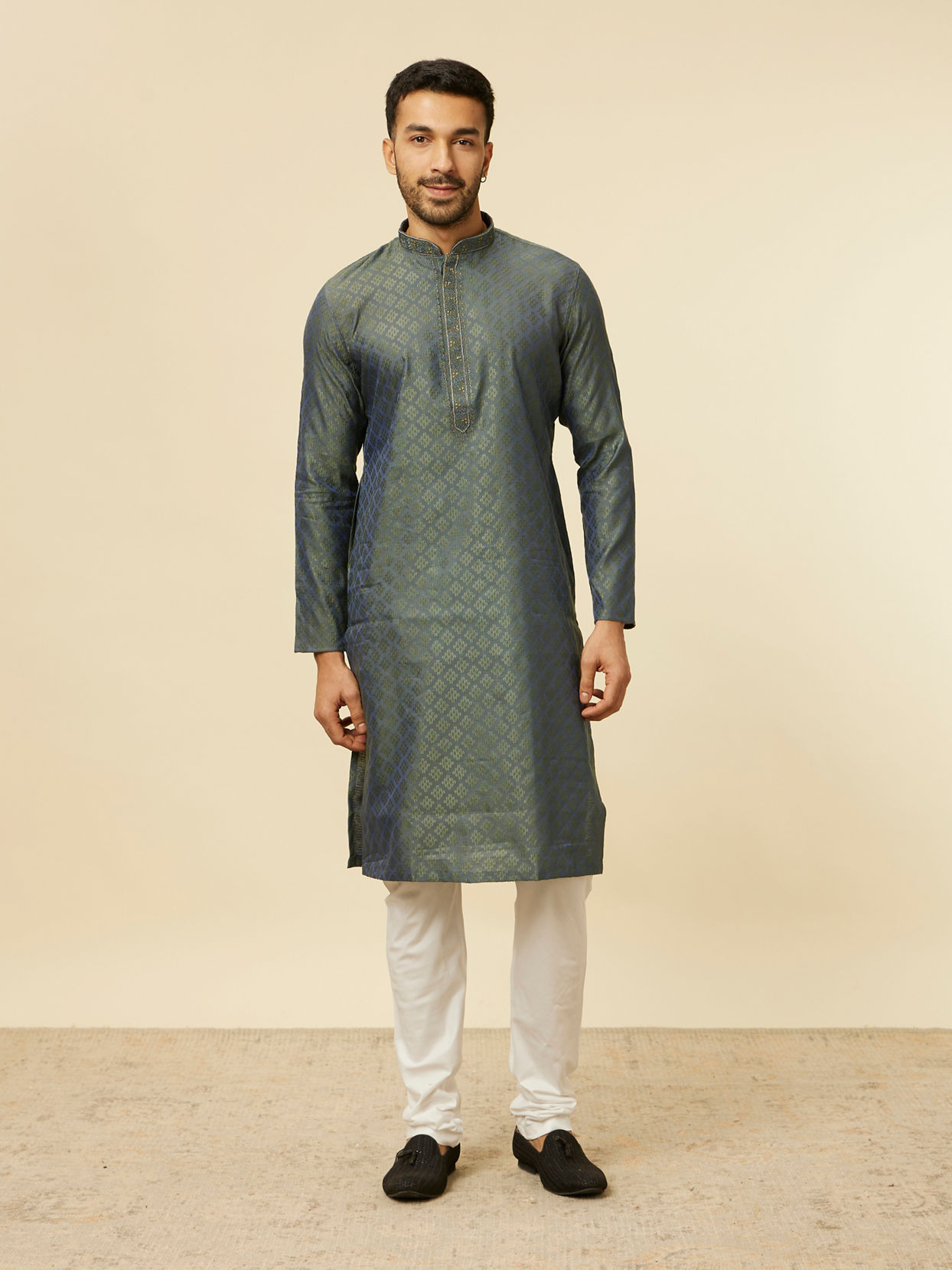 Manyavar Men Light Mid Green Jaal Chowkadi Patterned Kurta Set