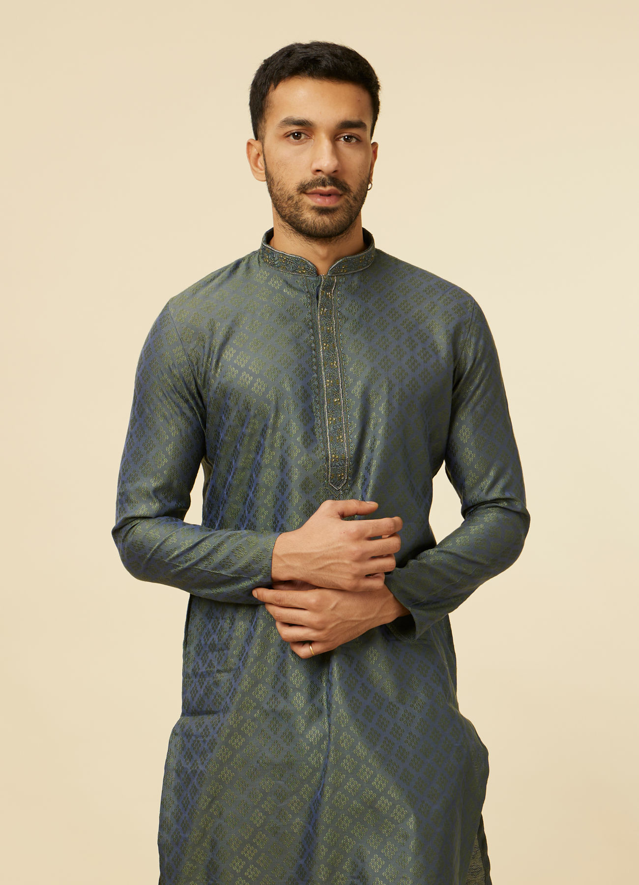 Manyavar Men Light Mid Green Jaal Chowkadi Patterned Kurta Set