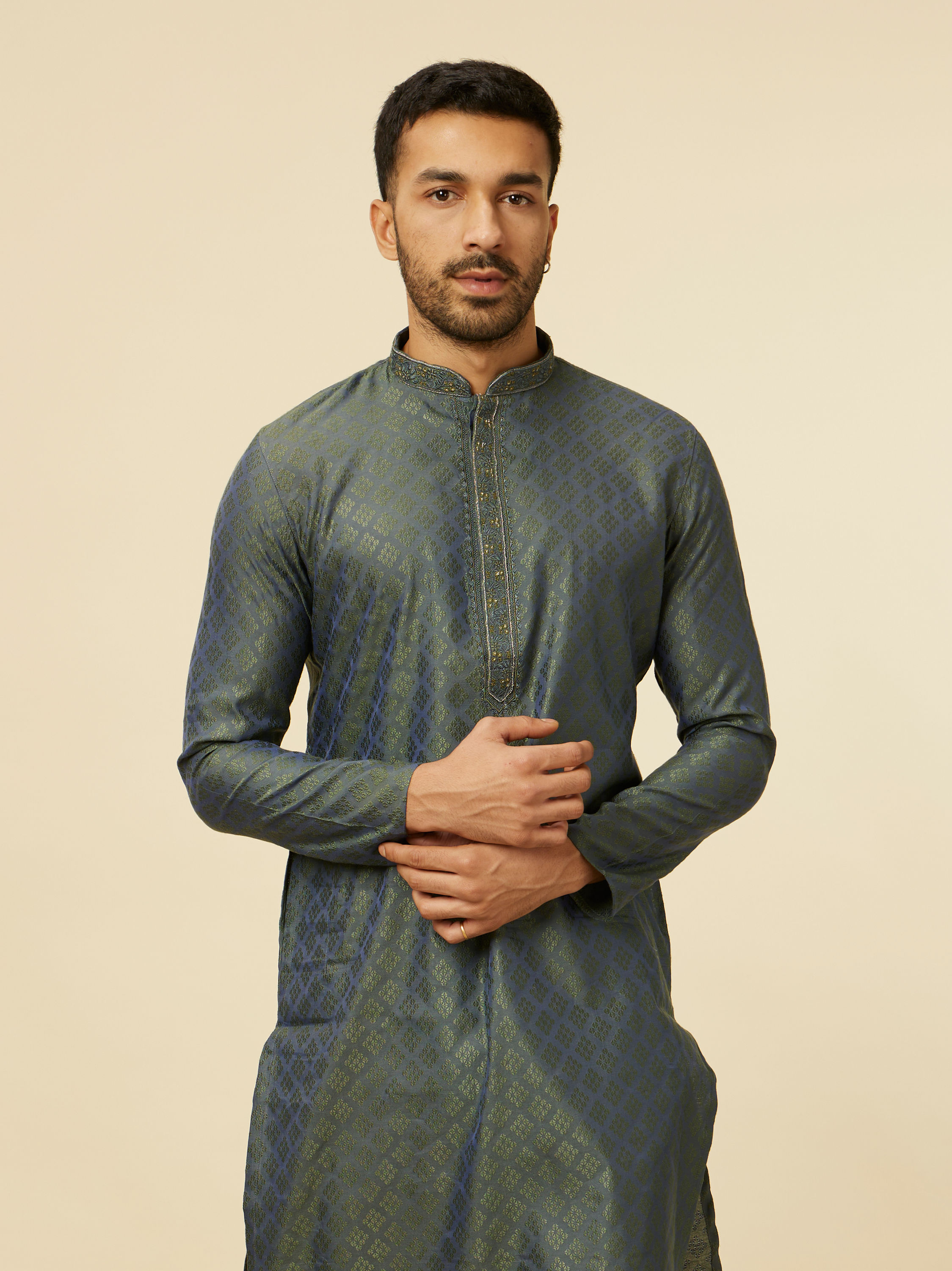 Manyavar Men Light Mid Green Jaal Chowkadi Patterned Kurta Set