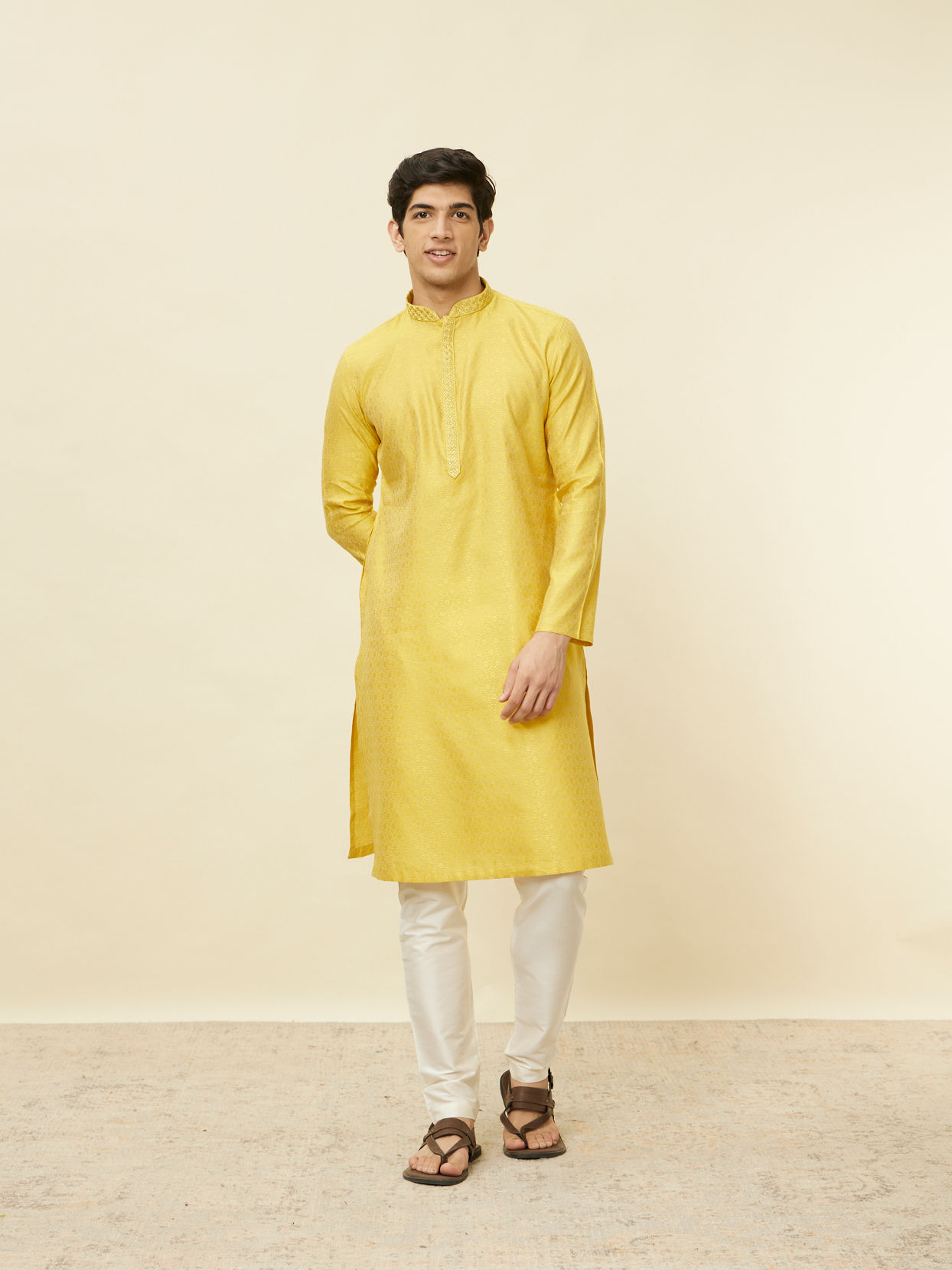 alt message - Manyavar Men Sunlight Yellow Self Patterned Kurta Set image number 2