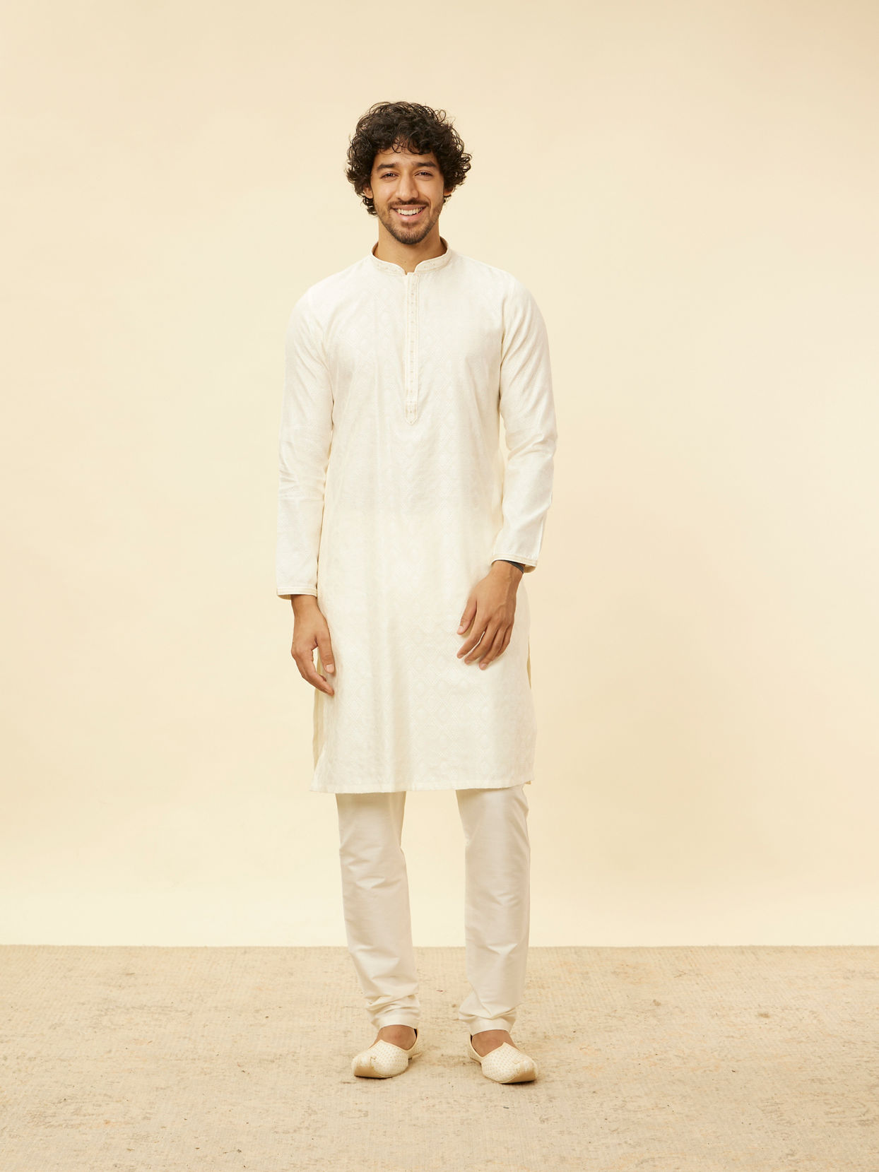 Manyavar Men Warm Cream Diamond Patterned Kurta Set image number 2