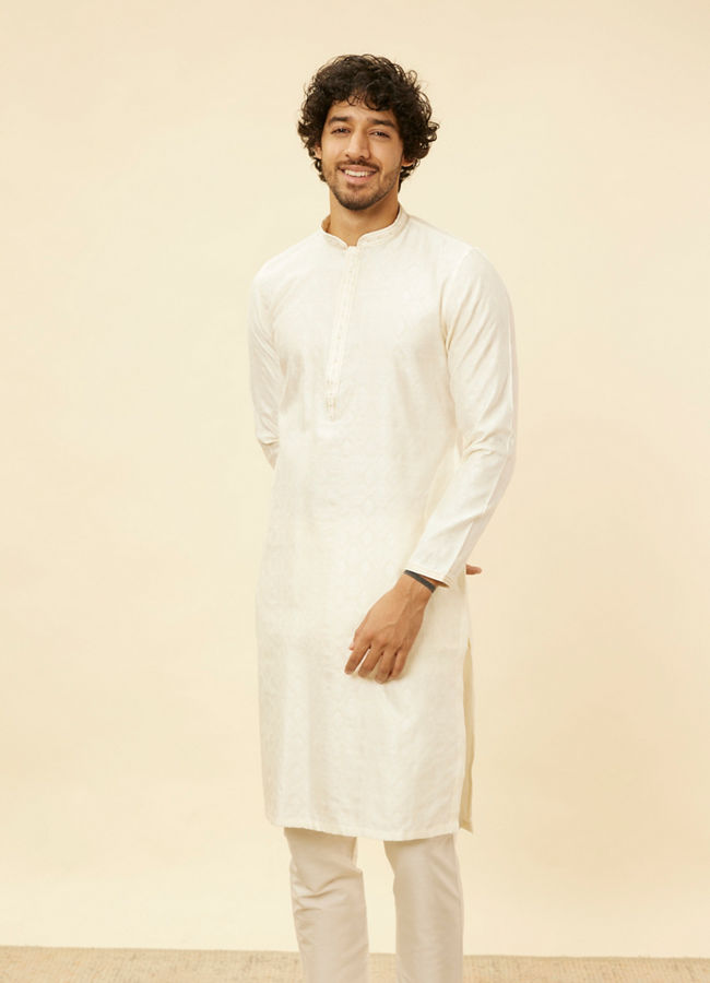 Manyavar Men Warm Cream Diamond Patterned Kurta Set image number 0