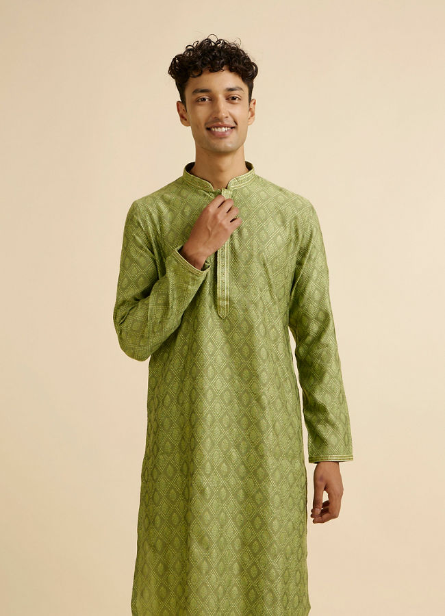 Manyavar Men Light Mid Green Diamond Patterned Kurta Set image number 0