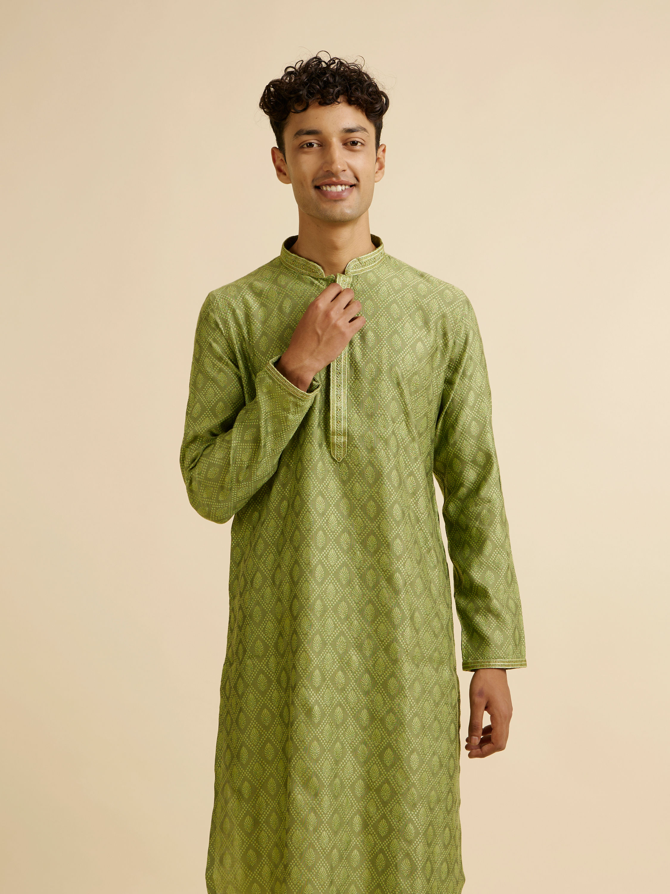 Manyavar Men Light Mid Green Diamond Patterned Kurta Set