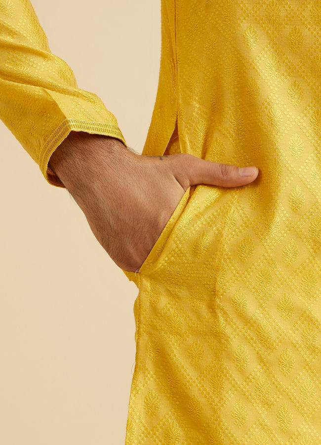 Manyavar Men Sunshine Radiance Kurta Pajama