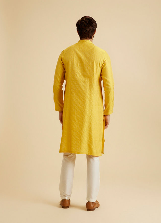 Manyavar Men Sunshine Radiance Kurta Pajama