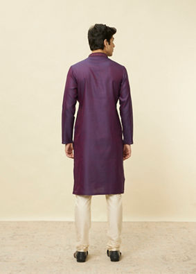 alt message - Manyavar Men Mulberry Self Patterned Kurta Set image number 5