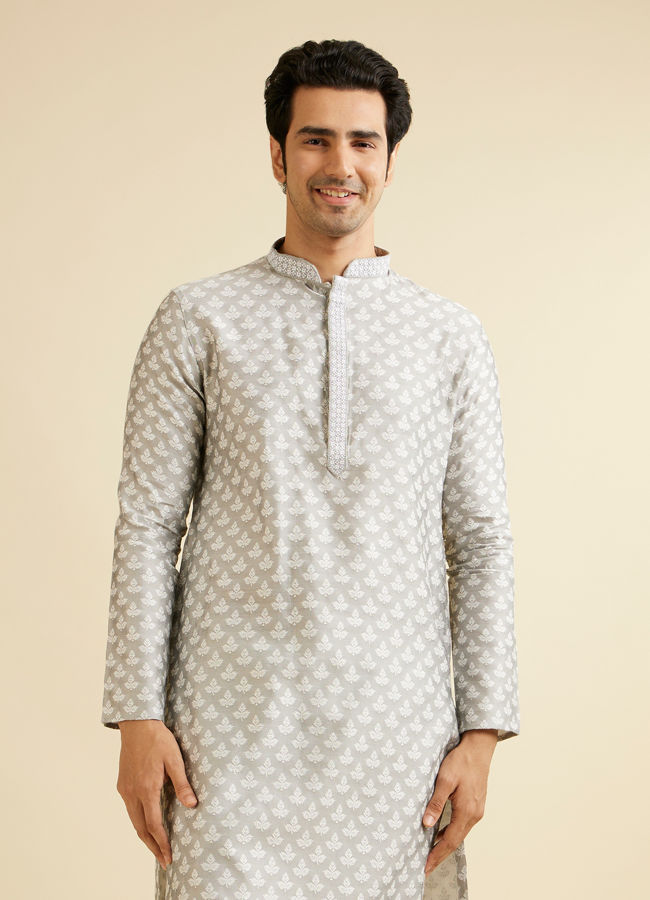 alt message - Manyavar Men Light Grey Leaf Patterned Kurta Set image number 0