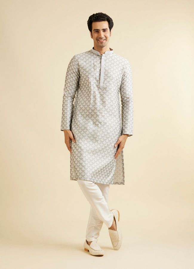 alt message - Manyavar Men Light Grey Leaf Patterned Kurta Set image number 2