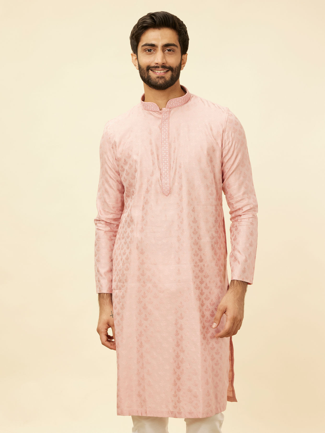 alt message - Manyavar Men Raspberry Pink Leaf Patterned Kurta Set image number 0