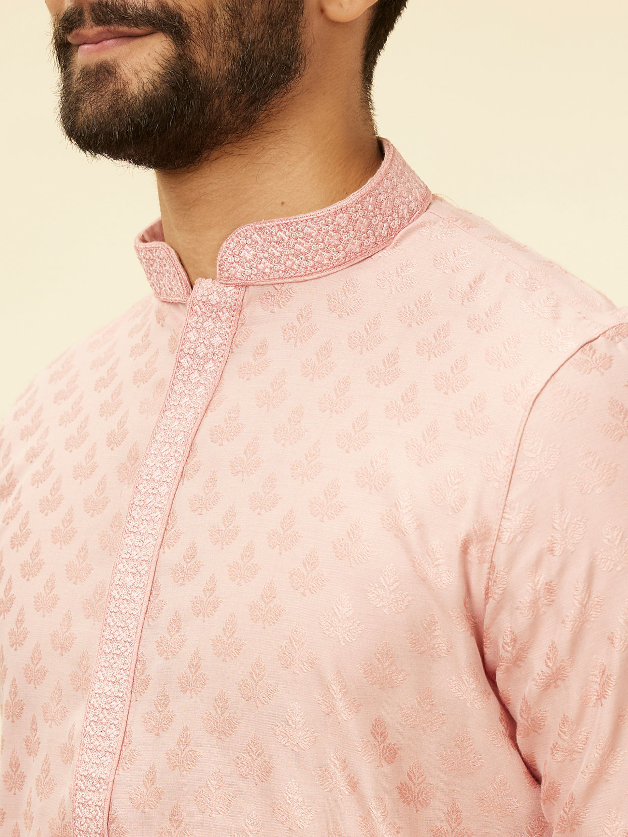 alt message - Manyavar Men Raspberry Pink Leaf Patterned Kurta Set image number 1