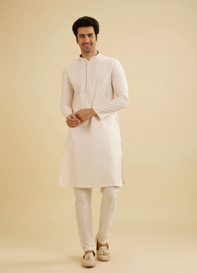 Manyavar Men Peach Blush Leaf Patterned Kurta Set