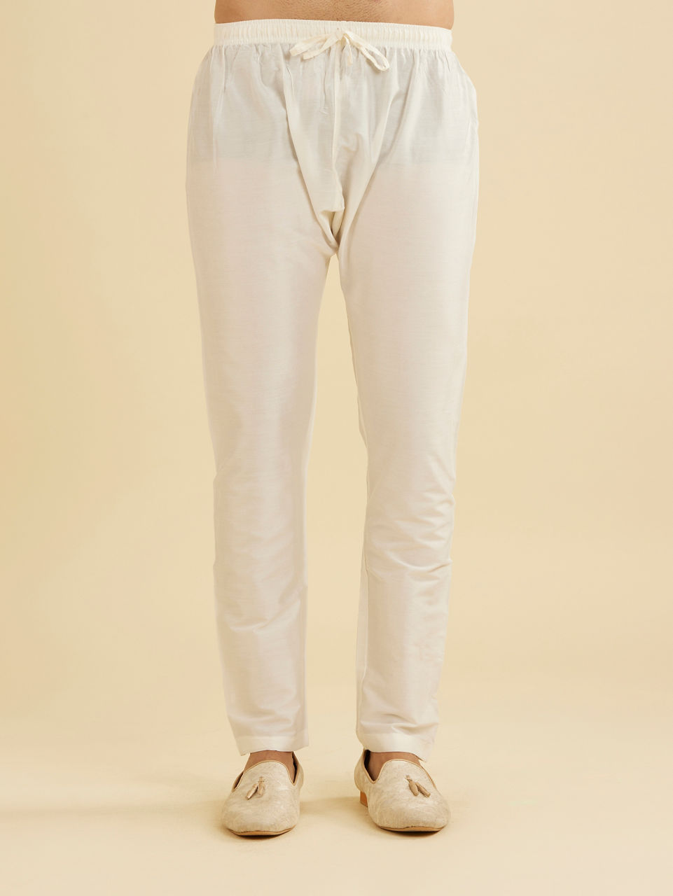 Manyavar Men Peach Blush Leaf Patterned Kurta Set