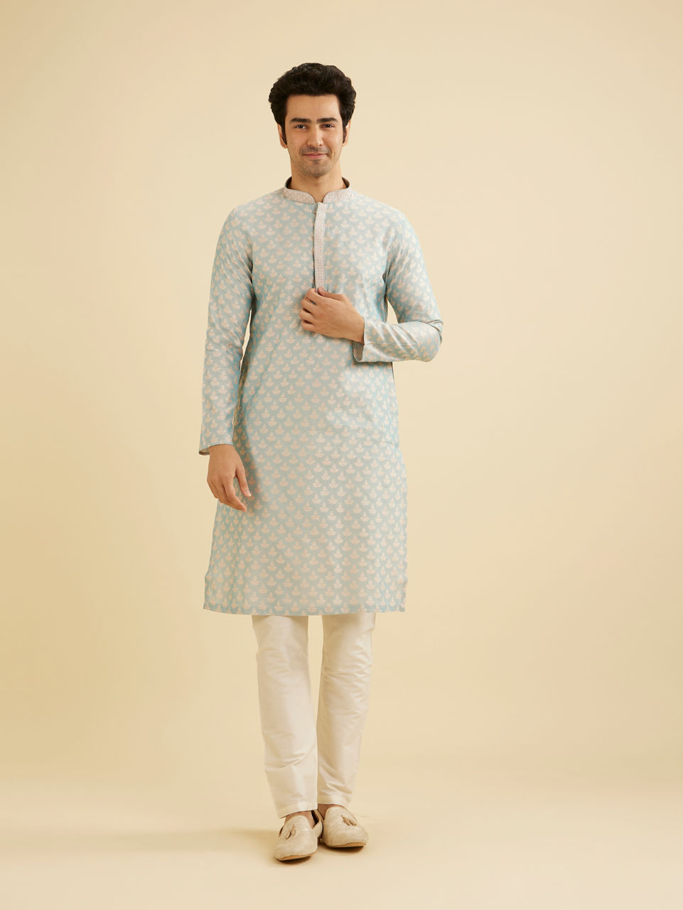Manyavar Men Powder Blue Leaf Patterned Kurta Set
