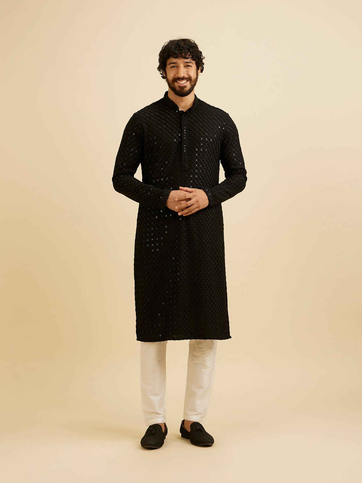 Manyavar Men Black Elegance Kurta Pajama image number 2