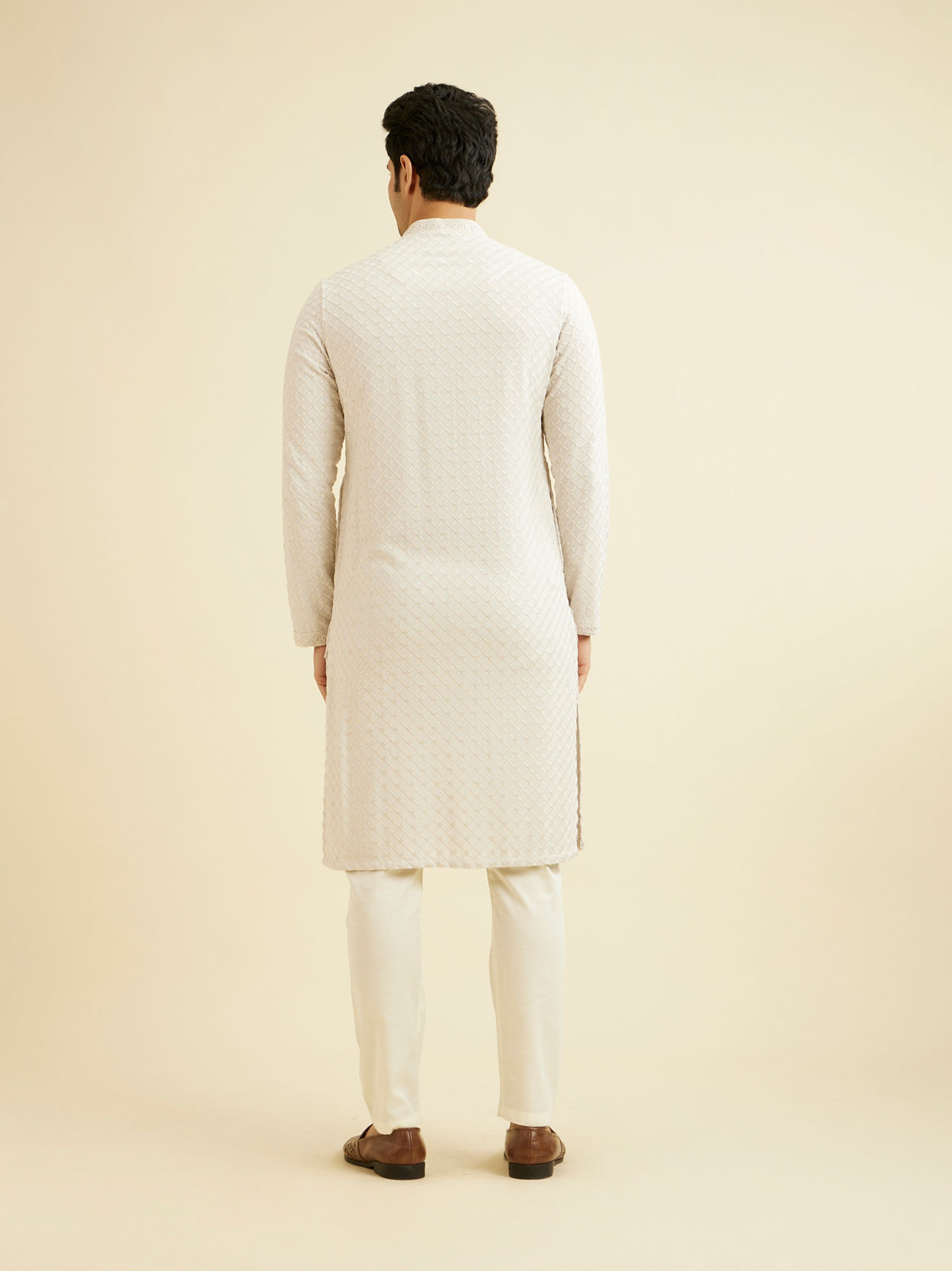 Manyavar Men Smoke Grey Grid Patterned Chikankari Kurta Set with Sequin Work
