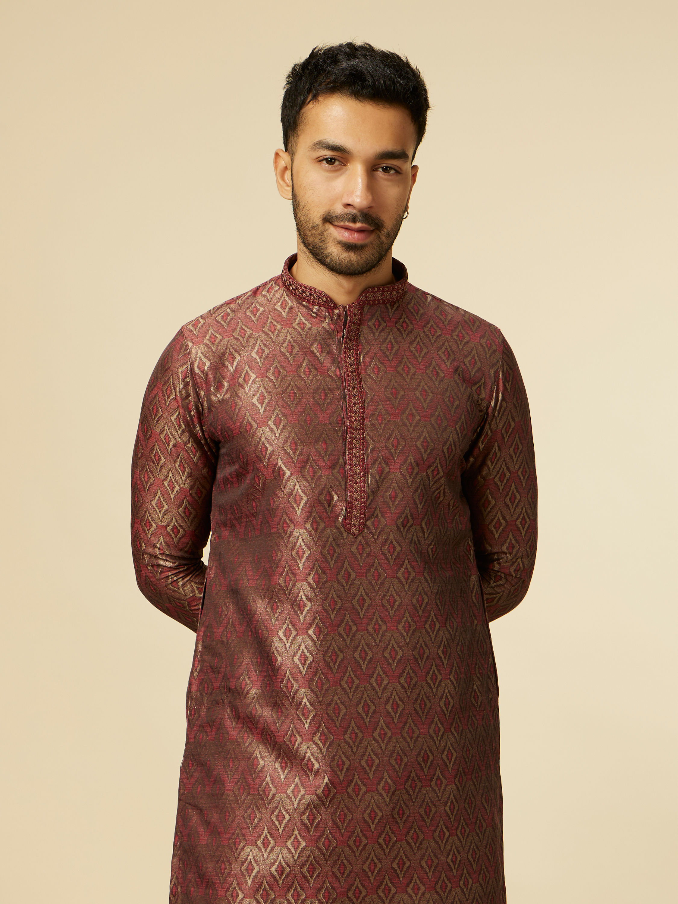 Manyavar Men Maroon Bel Buti Patterned Kurta Set